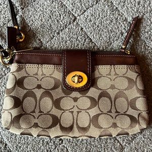 Vintage COACH Wristlet 80s/90s